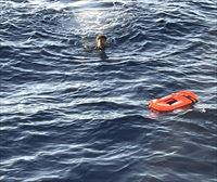 El 'Aita Mari' rescata a 17 personas en el Mediterráneo