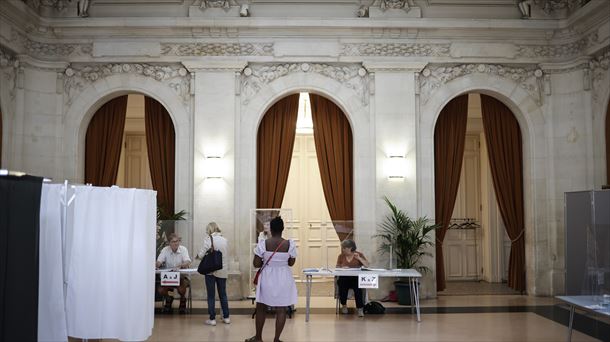 Au second tour des législatives françaises, la participation de l’après-midi chute d’un peu plus d’un point