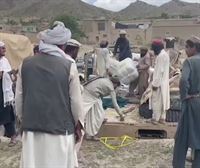 La ayuda humanitaria comienza a llegar a Khost y Paktika, devastadas por el terremoto