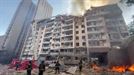 Al menos una persona fallecida por el impacto de un misil contra un bloque de viviendas en Kiev