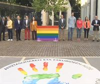 Parlamentarios vascos se concentran bajo el lema ''Por la diversidad y los derechos''