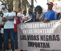 37 hildakoentzako justizia aldarrikatu dute Melillako hesia gainditzen lortu zuten migratzaileek 