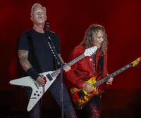 Metallica taldeak kontzertu indartsua eskaini du bart Bilboko San Mames estadioan