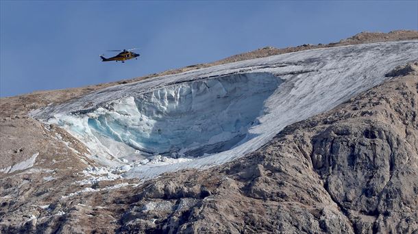 Rescate en el glaciar de la Marmolada