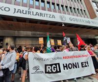 La Carta de Derechos Sociales exige la retirada del nuevo proyecto de RGI impulsada por el Gobierno Vasco