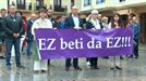 Una concentración silenciosa denuncia la agresión sexual ocurrida el fin de semana en Zarautz