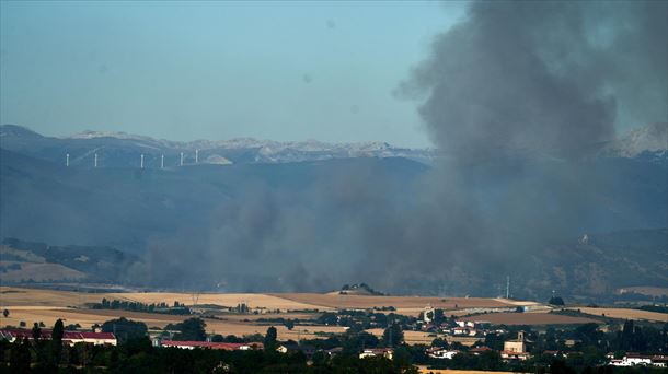 Imagen de archivo del incendio de Garaio. Foto: EFE