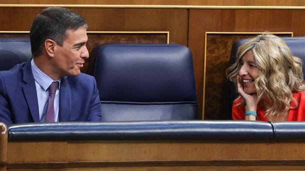 Pedro Sánchez y Yolanda Díaz. Foto: EFE