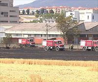 Controlado el incendio en Cizur Menor y restablecido el tráfico ferroviario entre Pamplona y Noáin