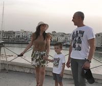 De paseo por el precioso pueblo pesquero de Trani, con Sofía y su familia