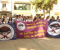 Blusas y neskas de Vitoria-Gasteiz condenan las agresiones homófobas ocurridas en fiestas