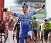 Groves se adjudica el esprint en el Cabo de Gata y Evenepoel sigue líder de La Vuelta