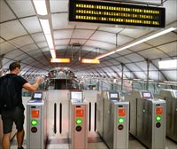 Retrasos en Metro Bilbao por una avería de una unidad en la estación de Deusto