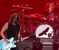Foo Fighters taldeak omenaldi hunkigarria egin dio Taylor Hawkins hildako kideari, haren semea baterian zela