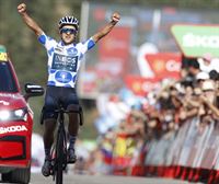 Carapaz reina en Navacerrada y Evenepoel se adjudica La Vuelta