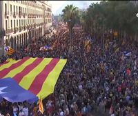 Miles de personas participan en Barcelona en la principal movilización con motivo de la Diada
