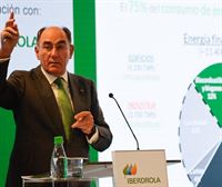 Sánchez Galán considera aceptables las propuestas de la CE para bajar el consumo y el precio de la energía