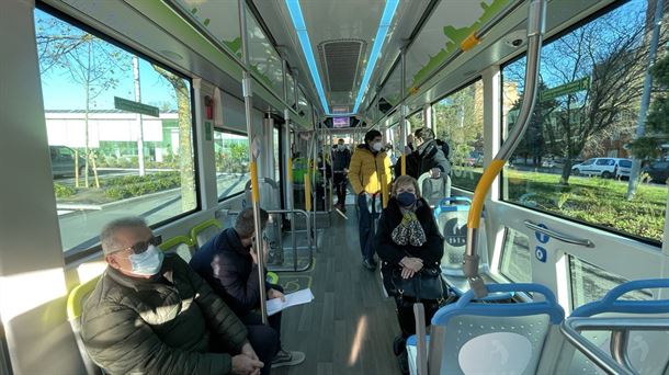 Los autobuses urbanos de TUVISA, el BEI y el tranvía serán gratuitos el próximo 22 de septiembre