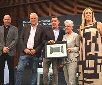 La asociación de salas de cine da continuidad al éxito de 'Maixabel' con la entrega del Premio EZAE