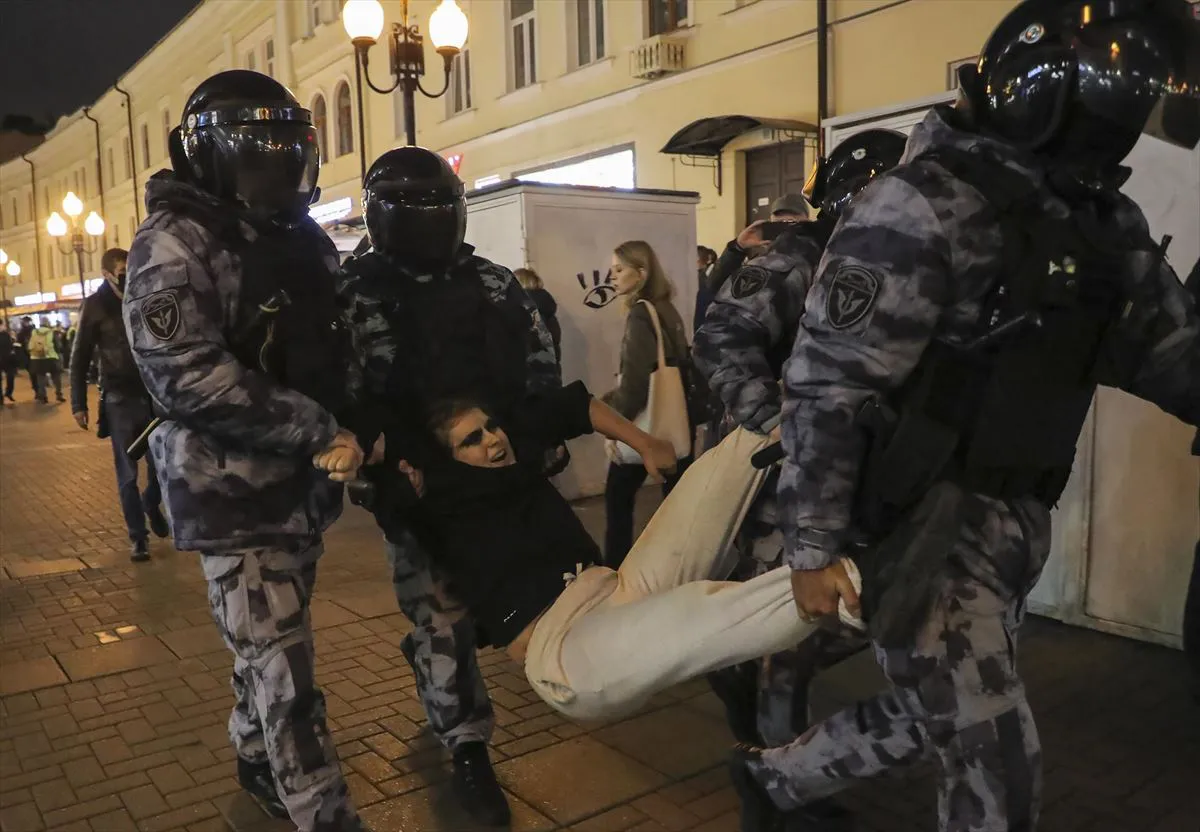 Vídeo: Más de 1.000 detenidos en las protestas pacifistas de Rusia tras la llamada a la movilización de Putin