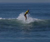Nadia Erostarbe cae eliminada en el Mundial de Surf