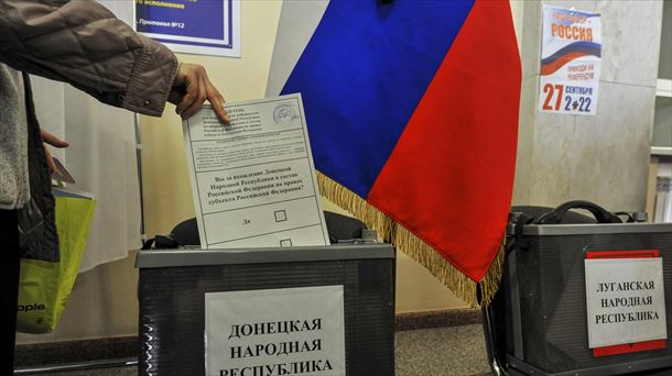 Votaciones en territorios ocupados por Rusia en Ucrania. Foto: EFE