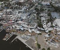 El paso del huracán Ian por Florida deja un sendero de destrucción