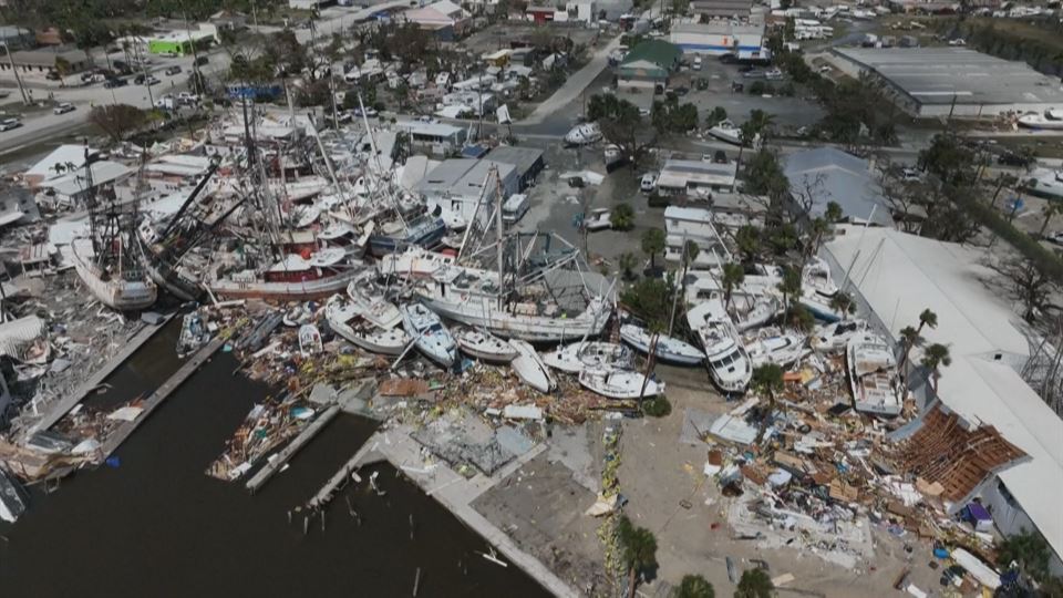 Vídeo: El paso del huracán Ian por Florida deja un sendero de destrucción