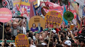 Lula plantea las elecciones de este domingo en Brasil como una lucha de la democracia contra el fascismo