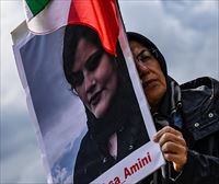 90 hildakotik gora izan dira Iranen Mahsa Aminiren hilketagatik izandako protestetan