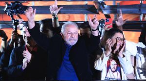 Lula da Silva se impone en primera vuelta y se enfrentará a Bolsonaro en la segunda
