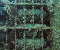Visitamos una bodega submarina de vino en Plentzia, situada a 20 metros de profundidad