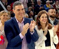 Sánchez apoya a las candidatas socialistas Maider Etxebarria y Cristina González