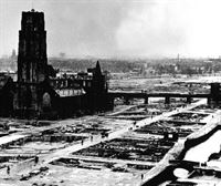 'El bombardeo' recrea, con el más crudo realismo, el bombardeo de Rotterdam en la Segunda Guerra Mundial