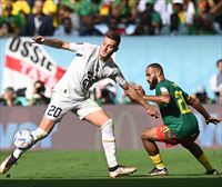 Kamerunek eta Serbiak berdindu egin dute neurketa zoro batean (3-3)