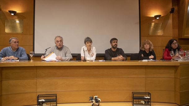 Rueda de prensa en San Sebastián. Foto: EFE