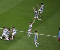 Argentinak mendean hartu du Herbehereetako selekzioa penaltietan, eta Kroazia izango du aurkari finalerdietan