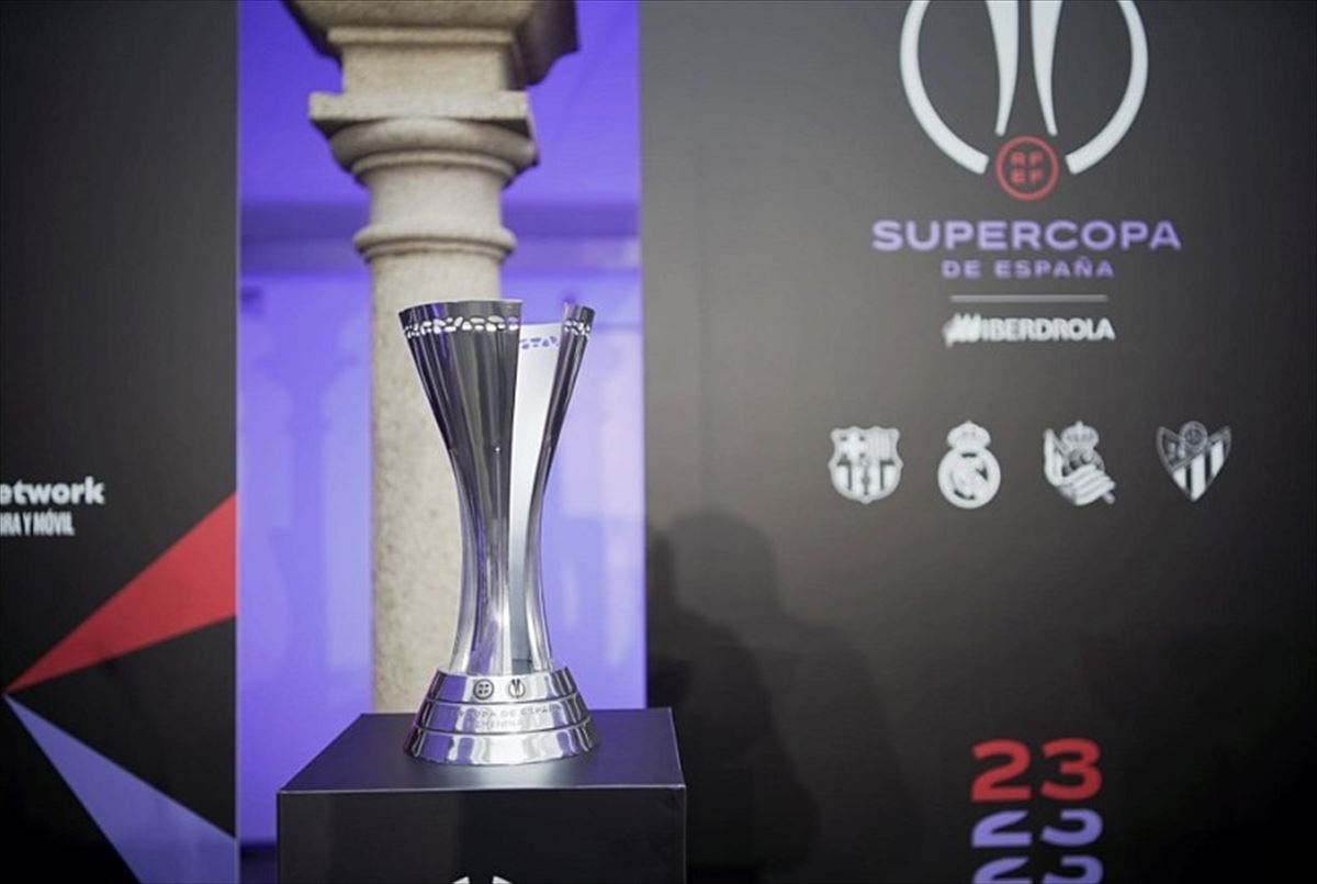Espíritu Ladrillo palo Real Sociedad — Sporting de Huelva, en la semifinal de la Supercopa