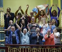 Trans Legea onartu du Espainiako Kongresuak, Carmen Calvo sozialistaren abstentzioarekin