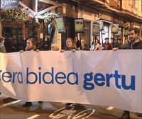 Sare se manifiesta en Vitoria-Gasteiz para reivindicar que es hora de acabar con la política de excepción