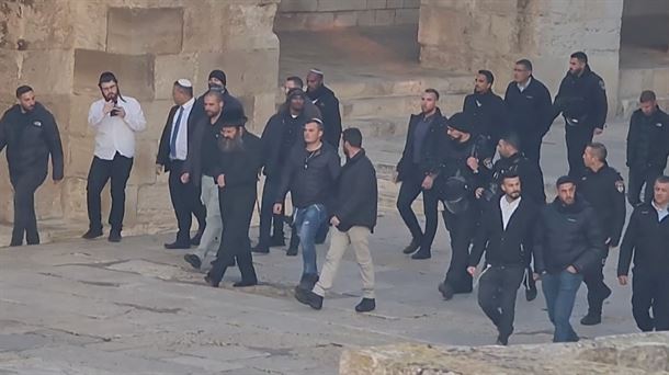 Far-right minister Ben Gvir visits the Esplanade of Mosques despite criticism from Palestinians