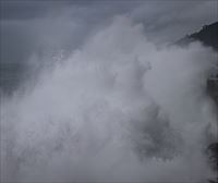 Se cierran los accesos a la isla de Santa Clara por el temporal de mar