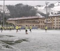 La nieve obliga al Eibar a cambiar Atxabalpe por el campo anexo a Ipurua para poder entrenar