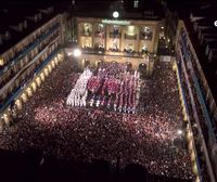 Se desata el estruendo de los tambores y estalla la fiesta en San Sebastián