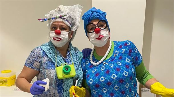 'Express your clown', un año sonriendo a pacientes adultos