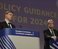 Bruselas se prepara para volver a aplicar reglas fiscales y pide a los estados planes para reducir su deuda