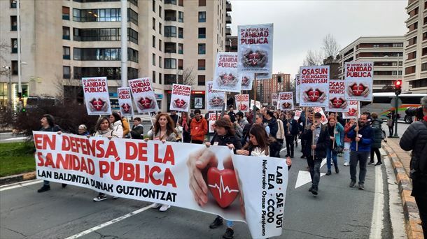 Manifestación de los sindicatos de Osasunbidea, este sábado en Pamplona. Foto: LAB Nafarroa