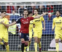 Osasuna cae derrotado por el Villarreal (0-3) en un duelo entre rivales directos por los puestos europeos
