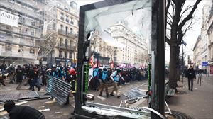 Incidentes en varias manifestaciones contra la reforma de las pensiones en Francia