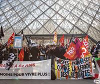 Décima jornada de huelga y manifestaciones contra la reforma de las pensiones en Francia 